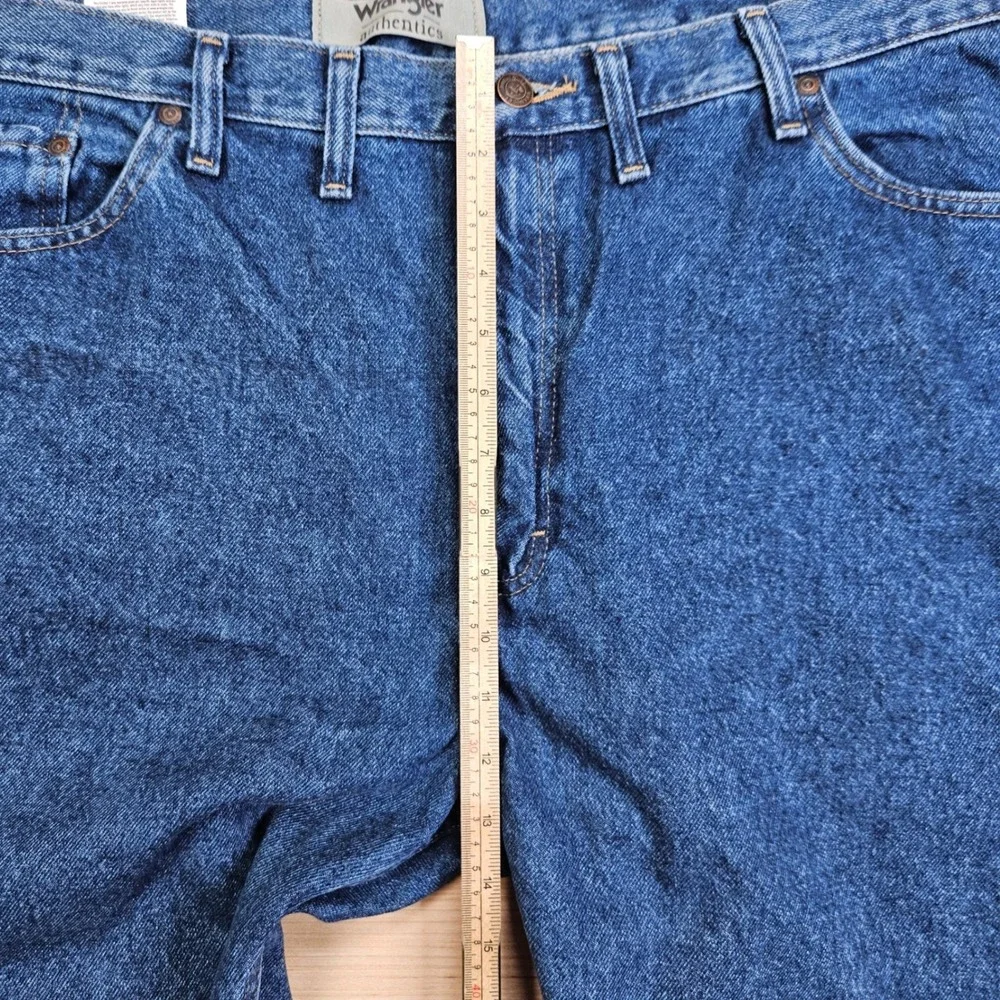 Wrangler Authentics Jeans Mens 44x28 Blue Regular Fit Denim ZM100SW Workwear NEW